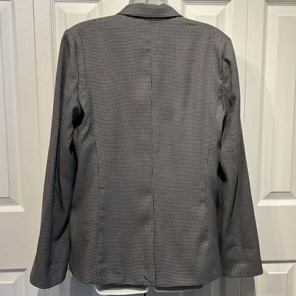 Silence+Noise Black/White Lined‎ Blazer Size L(runs smaller) NWOT - Picture 6 of 13